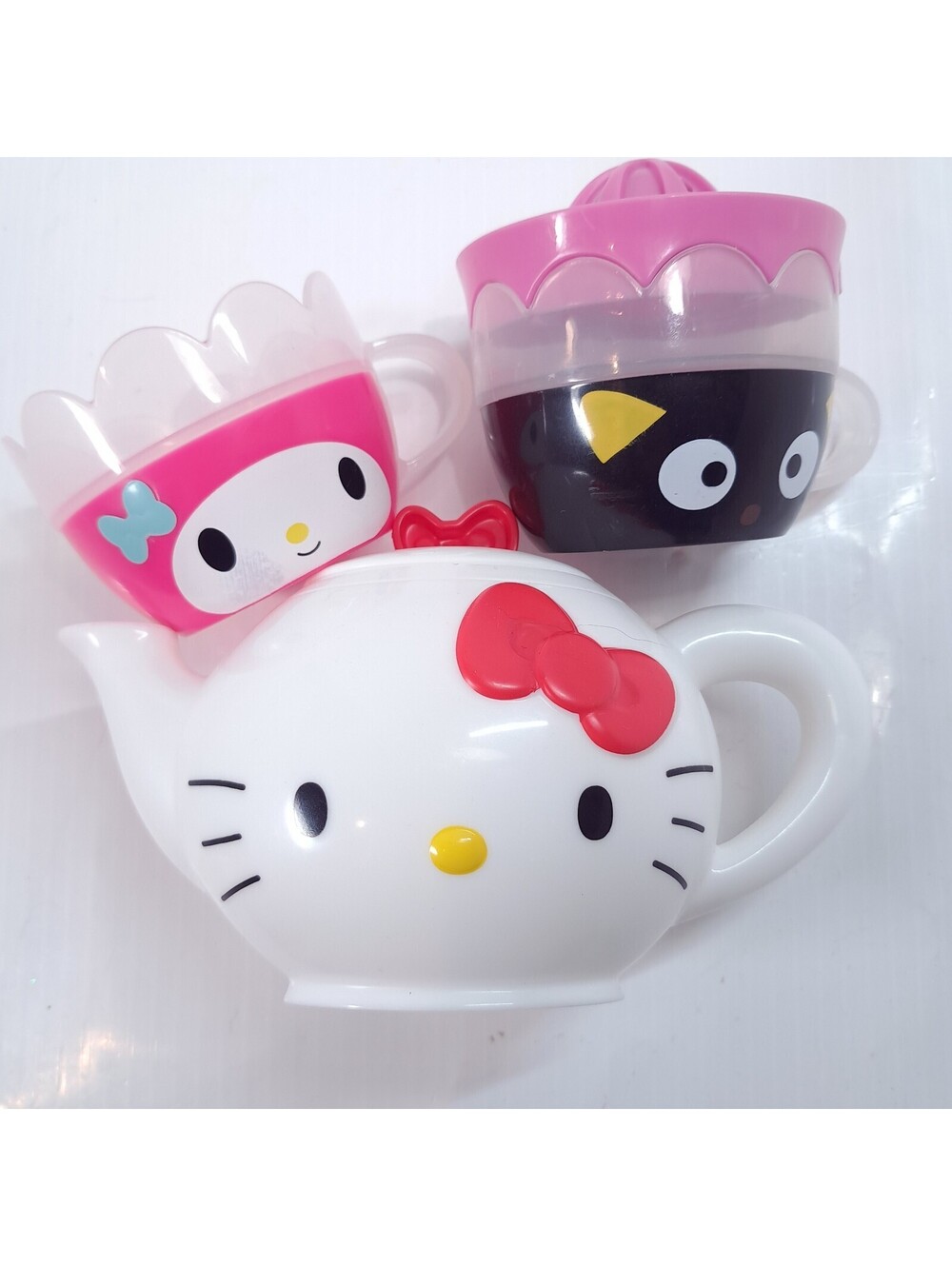 Mcdonald's Hello Kitty Teapot My Melody Teacup Chococat Juicer cup set toy 2017